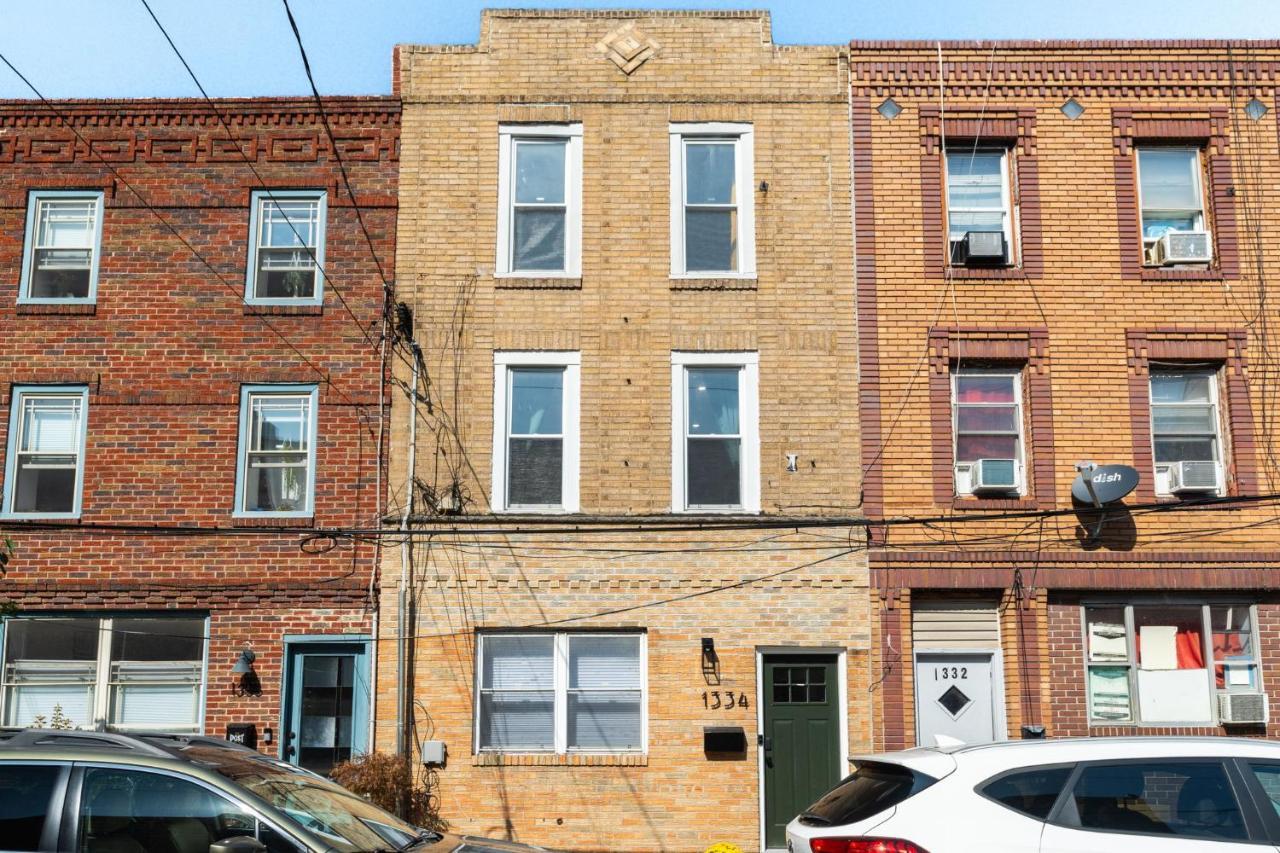 Passyunk Square Spacious 1 Bedroom Oasis- Huge Deck Philadelphia Exterior photo